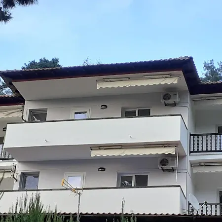 Acro Apartment
